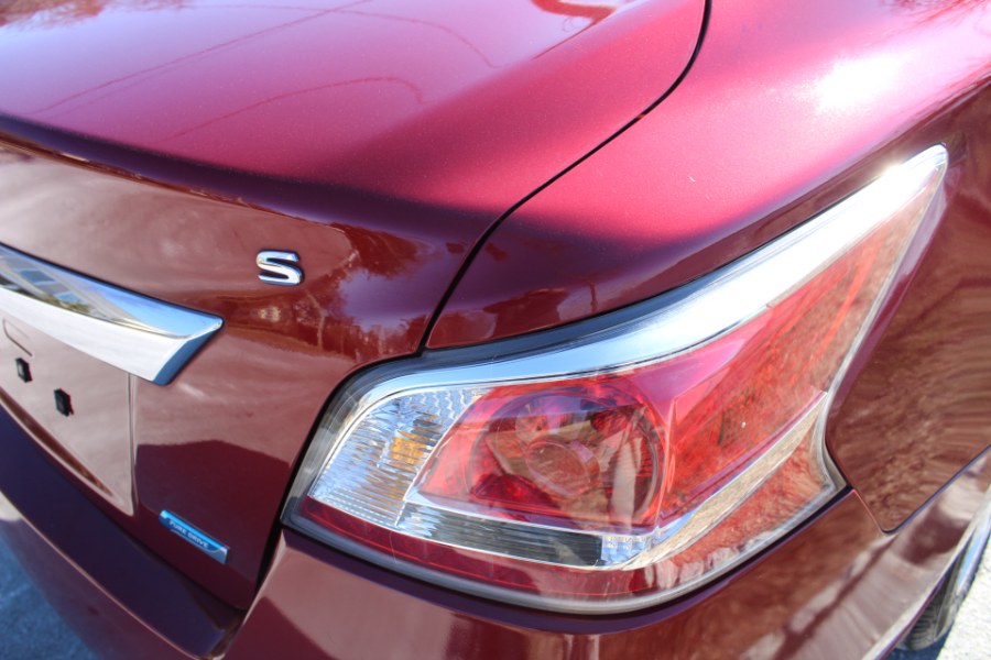 2014 Nissan Altima 4dr Sdn I4 2.5 S, available for sale in Great Neck, New York | Great Neck Car Buyers & Sellers. Great Neck, New York 2014 Nissan Altima 4dr Sdn I4 2.5 S, available for sale in Great Neck, New York | Great Neck Car Buyers & Sellers. Great Neck, New York