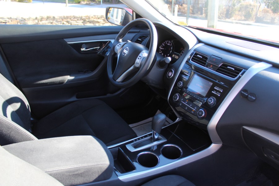 2014 Nissan Altima 4dr Sdn I4 2.5 S, available for sale in Great Neck, New York | Great Neck Car Buyers & Sellers. Great Neck, New York 2014 Nissan Altima 4dr Sdn I4 2.5 S, available for sale in Great Neck, New York | Great Neck Car Buyers & Sellers. Great Neck, New York