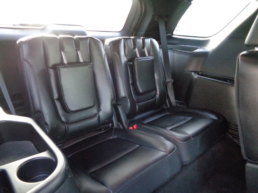2018 Ford Explorer XLT 4WD, available for sale in Valley Stream, New York | NY Auto Traders. Valley Stream, New York 2018 Ford Explorer XLT 4WD, available for sale in Valley Stream, New York | NY Auto Traders. Valley Stream, New York