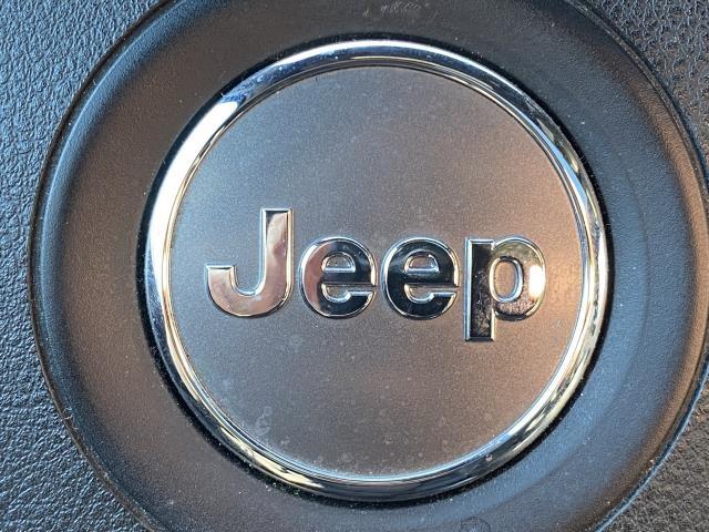 Used Jeep Grand Cherokee High Altitude 2018 | Eastchester Motor Cars. Bronx, New York Used Jeep Grand Cherokee High Altitude 2018 | Eastchester Motor Cars. Bronx, New York