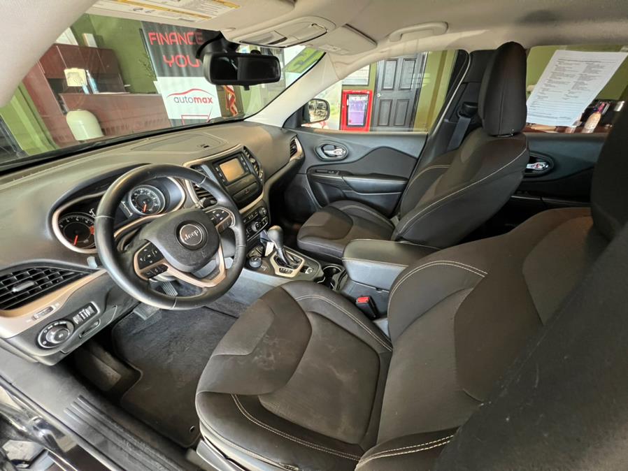 2015 Jeep Cherokee 4WD 4dr Latitude, available for sale in West Hartford, Connecticut | AutoMax. West Hartford, Connecticut 2015 Jeep Cherokee 4WD 4dr Latitude, available for sale in West Hartford, Connecticut | AutoMax. West Hartford, Connecticut