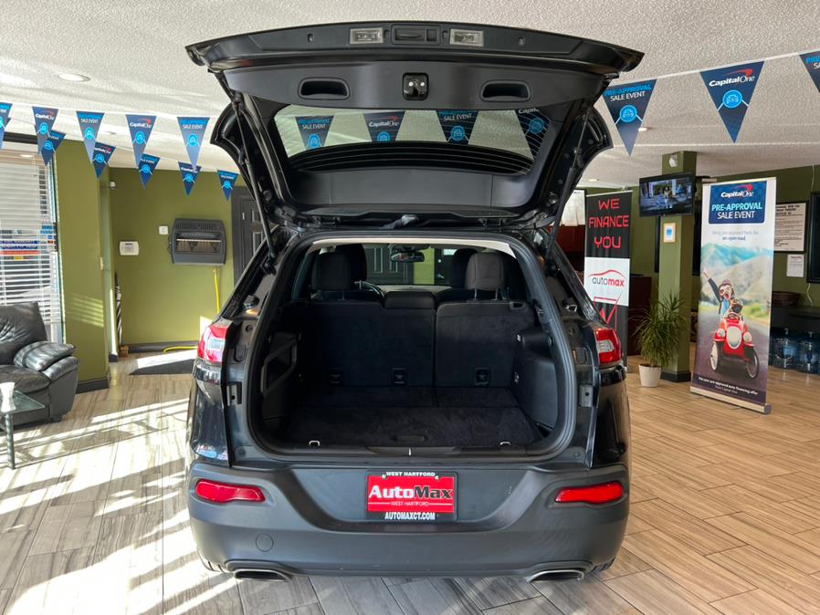 2015 Jeep Cherokee 4WD 4dr Latitude, available for sale in West Hartford, Connecticut | AutoMax. West Hartford, Connecticut 2015 Jeep Cherokee 4WD 4dr Latitude, available for sale in West Hartford, Connecticut | AutoMax. West Hartford, Connecticut