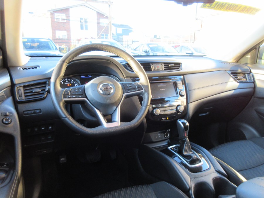 2020 Nissan Rogue FWD SV, available for sale in Linden, New Jersey | Route 27 Auto Mall. Linden, New Jersey 2020 Nissan Rogue FWD SV, available for sale in Linden, New Jersey | Route 27 Auto Mall. Linden, New Jersey