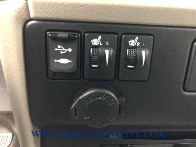2017 Toyota Sienna XLE Premium FWD 8-Passenger, available for sale in Naugatuck, Connecticut | J&M Automotive Sls&Svc LLC. Naugatuck, Connecticut 2017 Toyota Sienna XLE Premium FWD 8-Passenger, available for sale in Naugatuck, Connecticut | J&M Automotive Sls&Svc LLC. Naugatuck, Connecticut