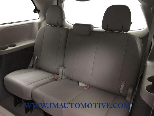 2017 Toyota Sienna XLE Premium FWD 8-Passenger, available for sale in Naugatuck, Connecticut | J&M Automotive Sls&Svc LLC. Naugatuck, Connecticut 2017 Toyota Sienna XLE Premium FWD 8-Passenger, available for sale in Naugatuck, Connecticut | J&M Automotive Sls&Svc LLC. Naugatuck, Connecticut