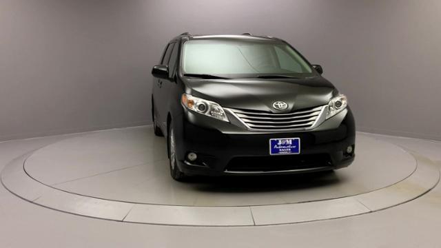 2017 Toyota Sienna XLE Premium FWD 8-Passenger, available for sale in Naugatuck, Connecticut | J&M Automotive Sls&Svc LLC. Naugatuck, Connecticut 2017 Toyota Sienna XLE Premium FWD 8-Passenger, available for sale in Naugatuck, Connecticut | J&M Automotive Sls&Svc LLC. Naugatuck, Connecticut