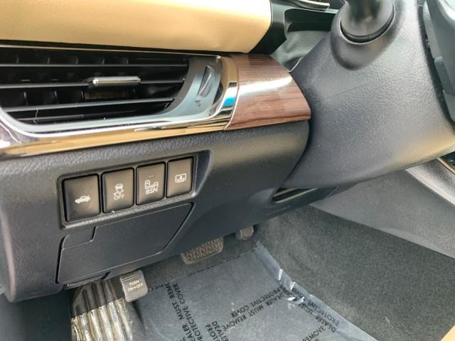 2013 Toyota Avalon Limited, available for sale in Forestville, Maryland | Valentine Motor Company. Forestville, Maryland 2013 Toyota Avalon Limited, available for sale in Forestville, Maryland | Valentine Motor Company. Forestville, Maryland