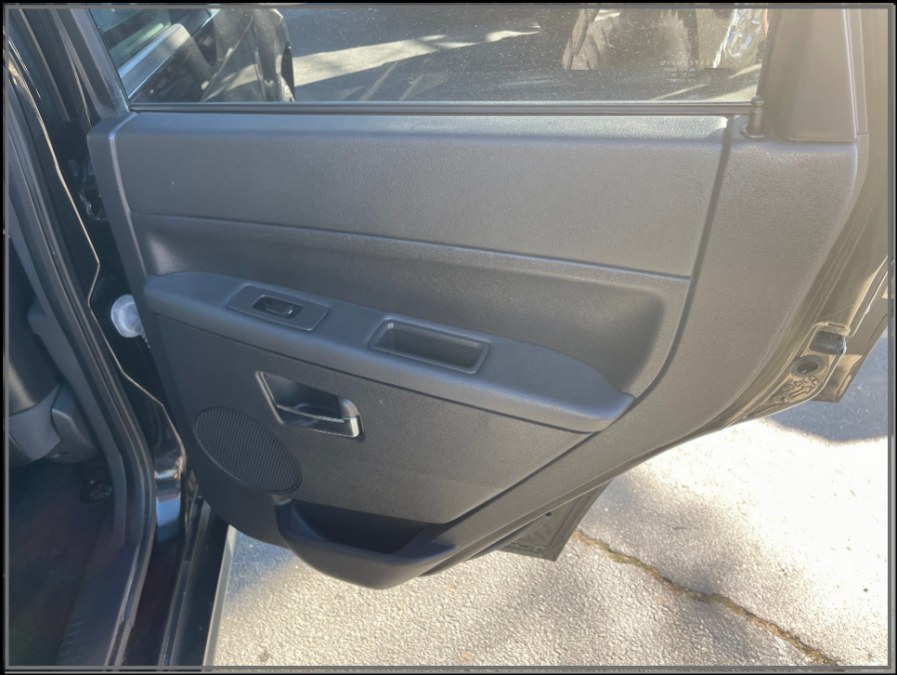 2010 Jeep Grand Cherokee 4WD 4dr Laredo, available for sale in Huntington Station, New York | My Auto Inc.. Huntington Station, New York 2010 Jeep Grand Cherokee 4WD 4dr Laredo, available for sale in Huntington Station, New York | My Auto Inc.. Huntington Station, New York
