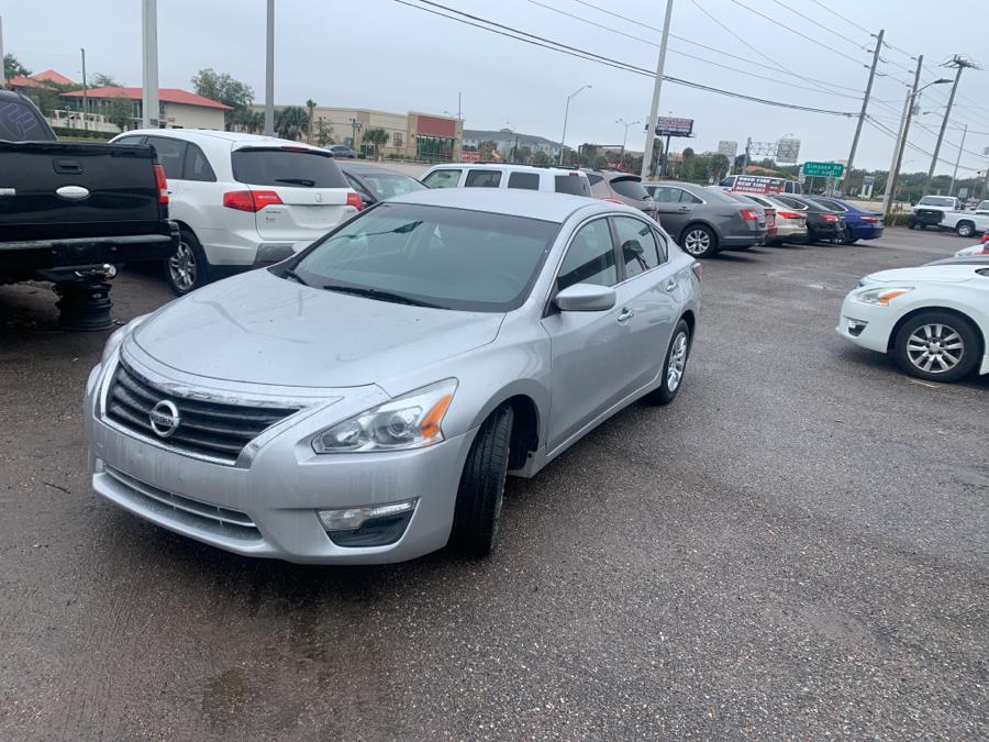 2015 Nissan Altima 4dr Sdn I4 2.5 S, available for sale in Kissimmee, Florida | Central florida Auto Trader. Kissimmee, Florida