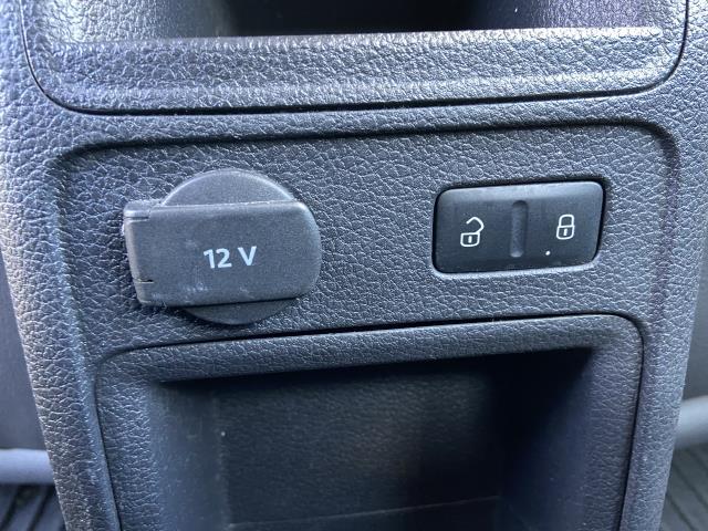 2013 Volkswagen Jetta Sedan 2.5L SE, available for sale in Patchogue, New York | Baron Supercenter. Patchogue, New York 2013 Volkswagen Jetta Sedan 2.5L SE, available for sale in Patchogue, New York | Baron Supercenter. Patchogue, New York