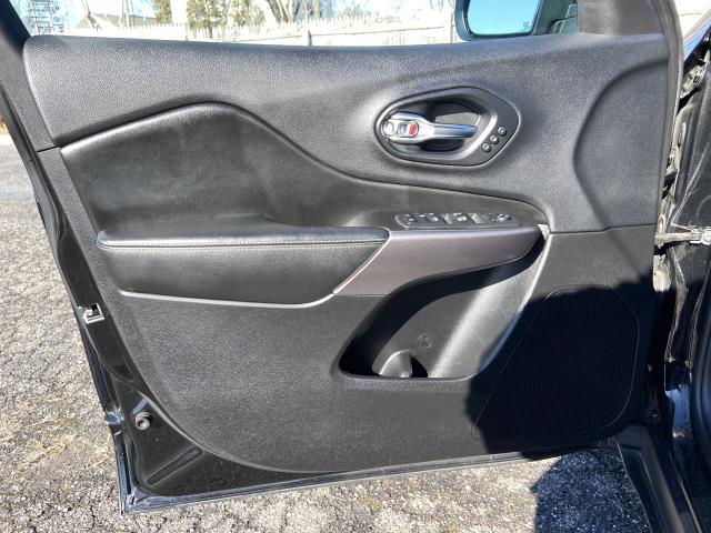 Used Jeep Cherokee Limited 2019 | Baron Supercenter. Patchogue, New York Used Jeep Cherokee Limited 2019 | Baron Supercenter. Patchogue, New York