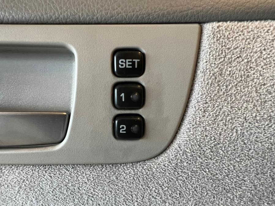 Used Nissan Maxima 4dr Sdn SL Auto 2004 | AutoMax. West Hartford, Connecticut Used Nissan Maxima 4dr Sdn SL Auto 2004 | AutoMax. West Hartford, Connecticut