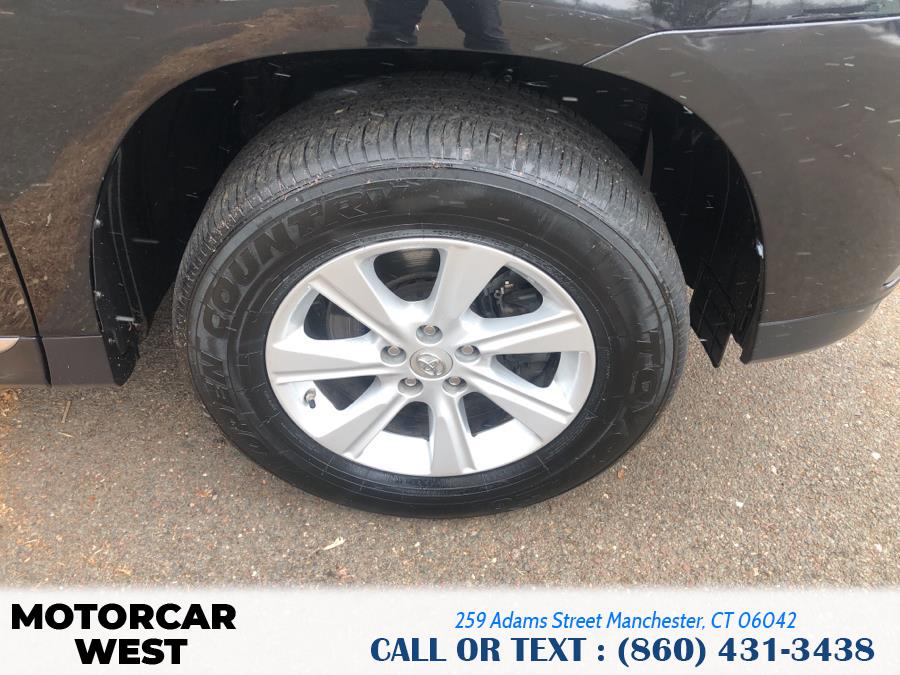 2011 Toyota Highlander 4WD 4dr V6 Base, available for sale in Manchester, Connecticut | Motorcar West. Manchester, Connecticut 2011 Toyota Highlander 4WD 4dr V6 Base, available for sale in Manchester, Connecticut | Motorcar West. Manchester, Connecticut