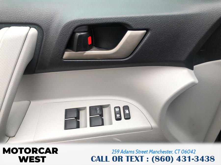2011 Toyota Highlander 4WD 4dr V6 Base, available for sale in Manchester, Connecticut | Motorcar West. Manchester, Connecticut 2011 Toyota Highlander 4WD 4dr V6 Base, available for sale in Manchester, Connecticut | Motorcar West. Manchester, Connecticut