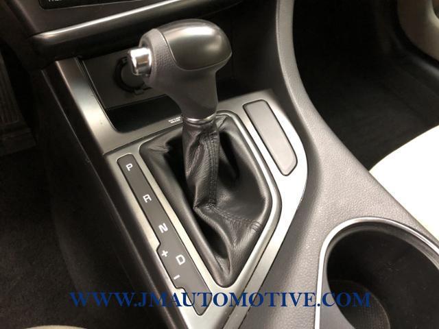 2015 Kia Optima 4dr Sdn LX, available for sale in Naugatuck, Connecticut | J&M Automotive Sls&Svc LLC. Naugatuck, Connecticut 2015 Kia Optima 4dr Sdn LX, available for sale in Naugatuck, Connecticut | J&M Automotive Sls&Svc LLC. Naugatuck, Connecticut