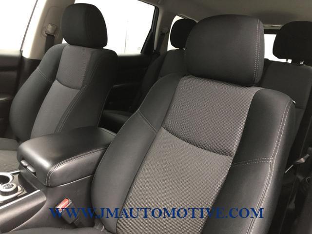 2018 Nissan Pathfinder 4x4 SV, available for sale in Naugatuck, Connecticut | J&M Automotive Sls&Svc LLC. Naugatuck, Connecticut 2018 Nissan Pathfinder 4x4 SV, available for sale in Naugatuck, Connecticut | J&M Automotive Sls&Svc LLC. Naugatuck, Connecticut