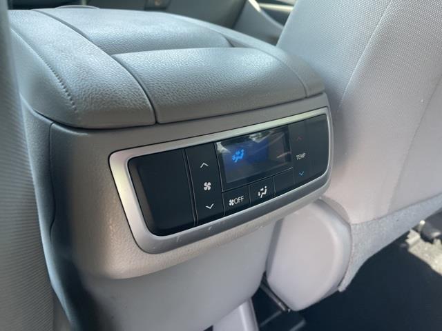Used Toyota Highlander LE 2018 | Blasius of Danbury. Danbury, Connecticut Used Toyota Highlander LE 2018 | Blasius of Danbury. Danbury, Connecticut