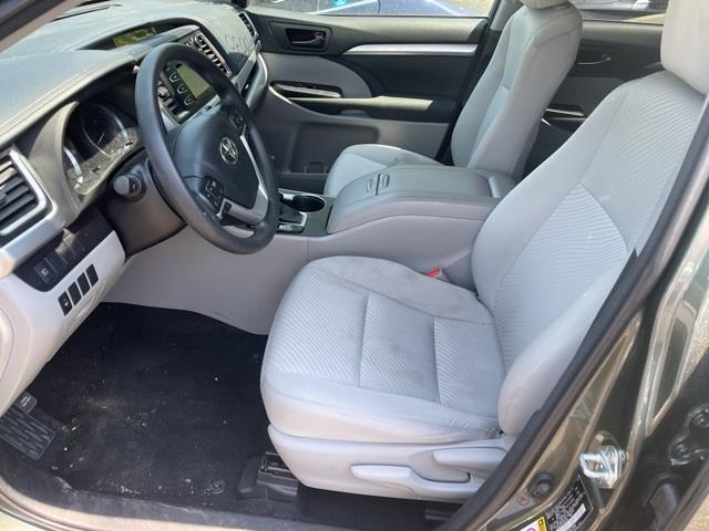 Used Toyota Highlander LE 2018 | Blasius of Danbury. Danbury, Connecticut Used Toyota Highlander LE 2018 | Blasius of Danbury. Danbury, Connecticut