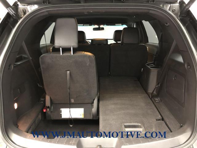 Used Ford Explorer 4WD 4dr XLT 2015 | J&M Automotive Sls&Svc LLC. Naugatuck, Connecticut Used Ford Explorer 4WD 4dr XLT 2015 | J&M Automotive Sls&Svc LLC. Naugatuck, Connecticut