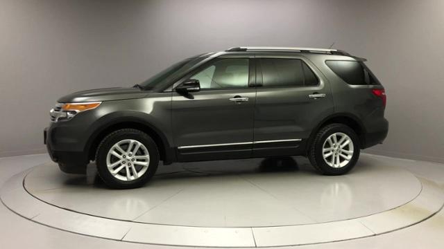 Used Ford Explorer 4WD 4dr XLT 2015 | J&M Automotive Sls&Svc LLC. Naugatuck, Connecticut Used Ford Explorer 4WD 4dr XLT 2015 | J&M Automotive Sls&Svc LLC. Naugatuck, Connecticut