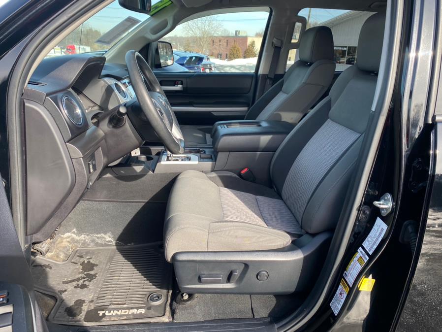 Used Toyota Tundra 4WD Truck CrewMax 5.7L V8 6-Spd AT SR5 (Natl) 2015 | Tru Auto Mall. Berlin, Connecticut Used Toyota Tundra 4WD Truck CrewMax 5.7L V8 6-Spd AT SR5 (Natl) 2015 | Tru Auto Mall. Berlin, Connecticut
