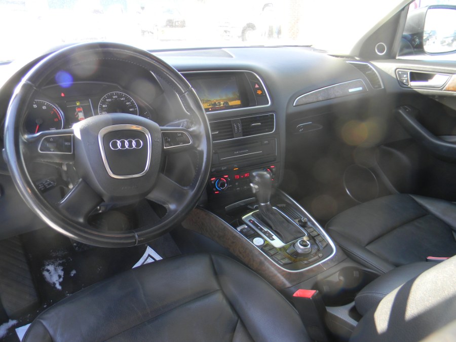 Used Audi Q5 quattro 4dr 3.2L Premium Plus 2012 | M&M Vehicles Inc dba Central Motors. Southborough, Massachusetts Used Audi Q5 quattro 4dr 3.2L Premium Plus 2012 | M&M Vehicles Inc dba Central Motors. Southborough, Massachusetts