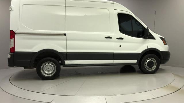 Used Ford Transit T-250 130 Med Rf 9000 GVWR Sliding 2015 | J&M Automotive Sls&Svc LLC. Naugatuck, Connecticut Used Ford Transit T-250 130 Med Rf 9000 GVWR Sliding 2015 | J&M Automotive Sls&Svc LLC. Naugatuck, Connecticut