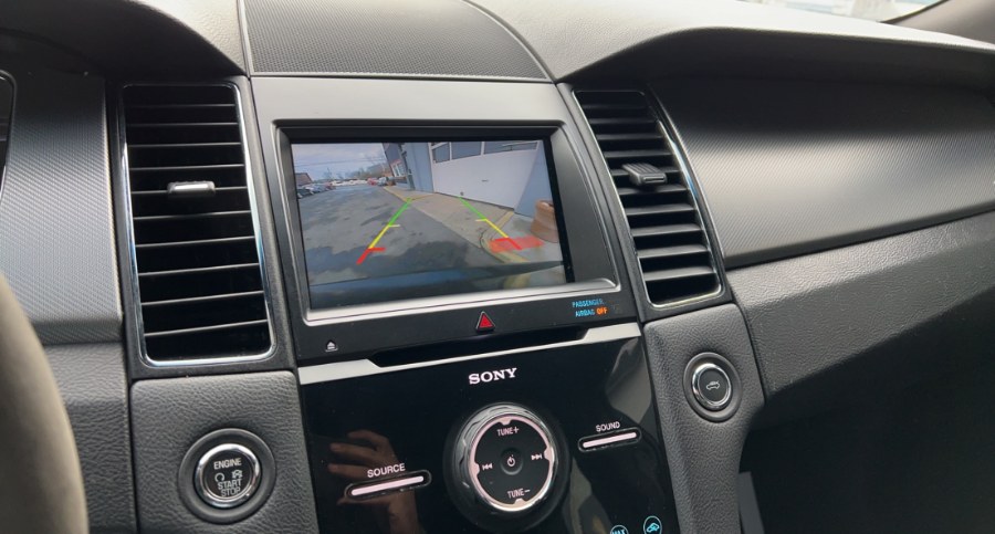 2015 Ford Taurus 4dr Sdn SHO AWD, available for sale in Waterbury, Connecticut | West End Automotive Center. Waterbury, Connecticut 2015 Ford Taurus 4dr Sdn SHO AWD, available for sale in Waterbury, Connecticut | West End Automotive Center. Waterbury, Connecticut