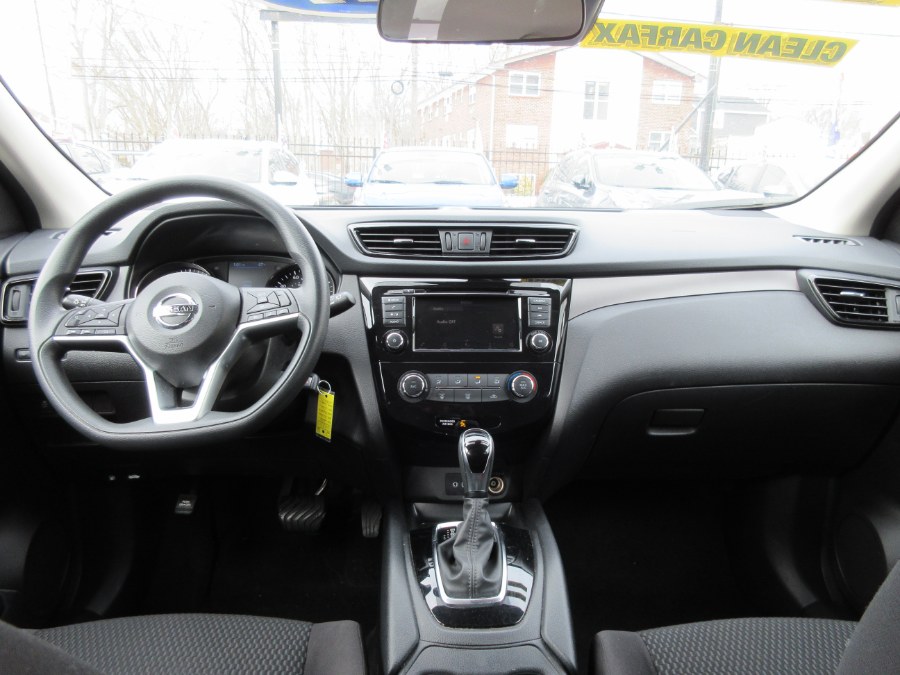 2020 Nissan Rogue Sport FWD S, available for sale in Linden, New Jersey | Route 27 Auto Mall. Linden, New Jersey 2020 Nissan Rogue Sport FWD S, available for sale in Linden, New Jersey | Route 27 Auto Mall. Linden, New Jersey