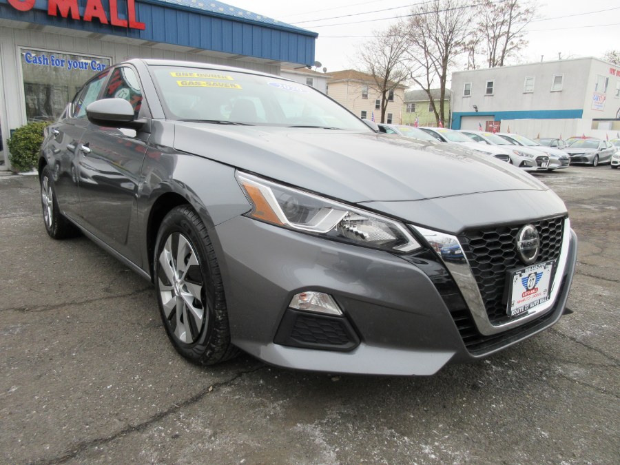 2020 Nissan Altima 2.5 S Sedan, available for sale in Linden, New Jersey | Route 27 Auto Mall. Linden, New Jersey 2020 Nissan Altima 2.5 S Sedan, available for sale in Linden, New Jersey | Route 27 Auto Mall. Linden, New Jersey