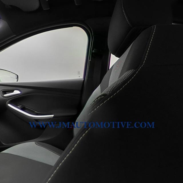 2013 Ford Focus 5dr HB ST, available for sale in Naugatuck, Connecticut | J&M Automotive Sls&Svc LLC. Naugatuck, Connecticut 2013 Ford Focus 5dr HB ST, available for sale in Naugatuck, Connecticut | J&M Automotive Sls&Svc LLC. Naugatuck, Connecticut