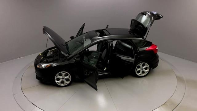 2013 Ford Focus 5dr HB ST, available for sale in Naugatuck, Connecticut | J&M Automotive Sls&Svc LLC. Naugatuck, Connecticut 2013 Ford Focus 5dr HB ST, available for sale in Naugatuck, Connecticut | J&M Automotive Sls&Svc LLC. Naugatuck, Connecticut