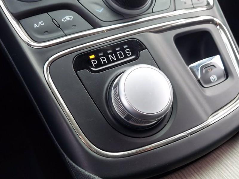 Used Chrysler 200 C w/Nav & RearCam 2015 | Car Revolution. Maple Shade, New Jersey Used Chrysler 200 C w/Nav & RearCam 2015 | Car Revolution. Maple Shade, New Jersey