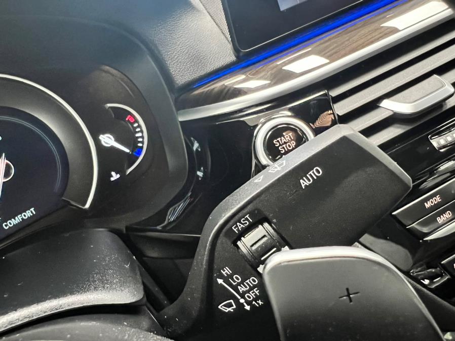 Used BMW 5 Series 530i xDrive Sedan 2019 | Power Motors East. Massapequa Park, New York Used BMW 5 Series 530i xDrive Sedan 2019 | Power Motors East. Massapequa Park, New York