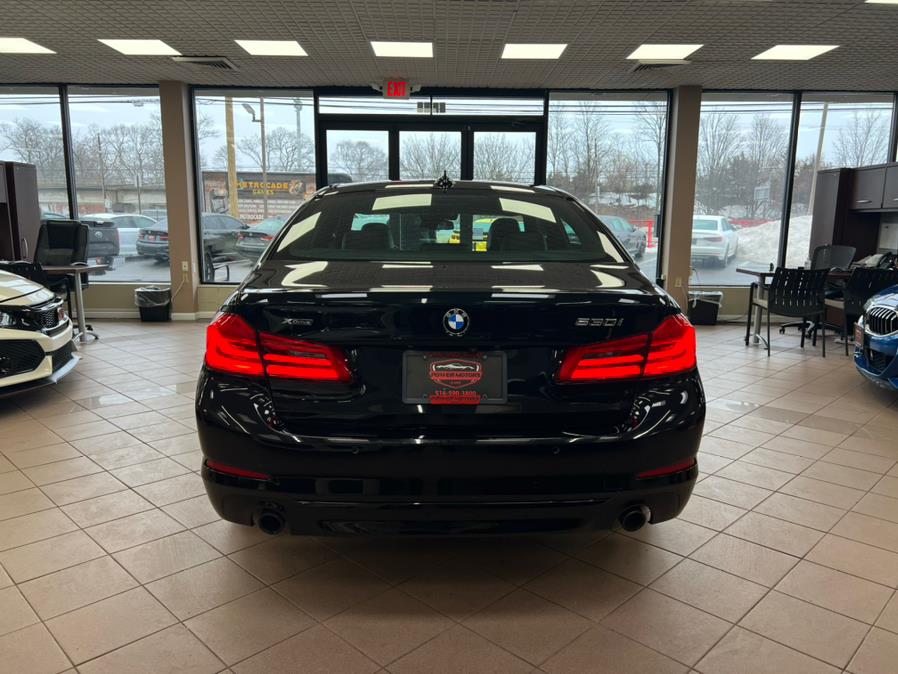 Used BMW 5 Series 530i xDrive Sedan 2019 | Power Motors East. Massapequa Park, New York Used BMW 5 Series 530i xDrive Sedan 2019 | Power Motors East. Massapequa Park, New York