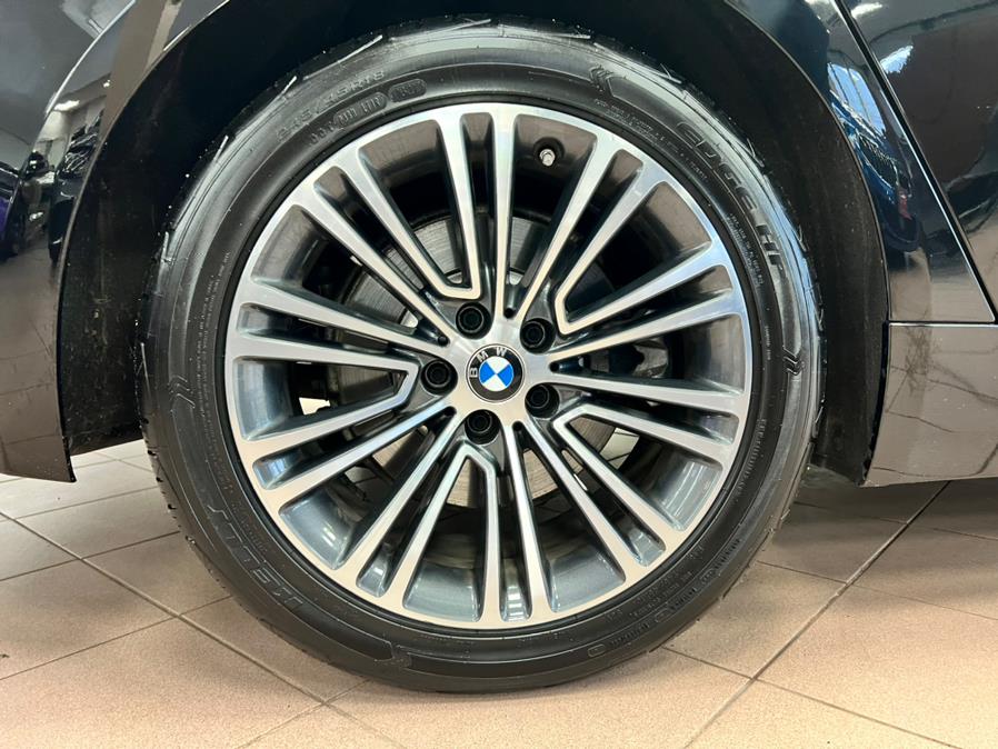 Used BMW 5 Series 530i xDrive Sedan 2019 | Power Motors East. Massapequa Park, New York Used BMW 5 Series 530i xDrive Sedan 2019 | Power Motors East. Massapequa Park, New York