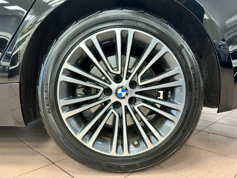 Used BMW 5 Series 530i xDrive Sedan 2019 | Power Motors East. Massapequa Park, New York Used BMW 5 Series 530i xDrive Sedan 2019 | Power Motors East. Massapequa Park, New York