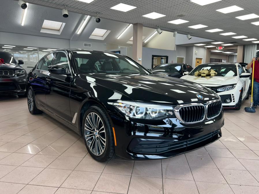 Used BMW 5 Series 530i xDrive Sedan 2019 | Power Motors East. Massapequa Park, New York Used BMW 5 Series 530i xDrive Sedan 2019 | Power Motors East. Massapequa Park, New York