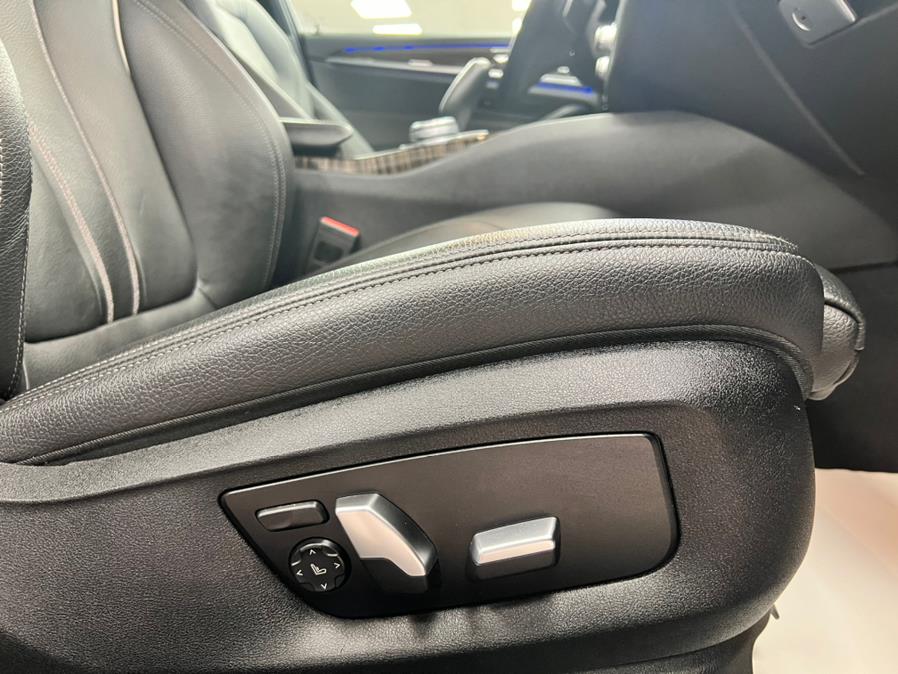 Used BMW 5 Series 530i xDrive Sedan 2019 | Power Motors East. Massapequa Park, New York Used BMW 5 Series 530i xDrive Sedan 2019 | Power Motors East. Massapequa Park, New York