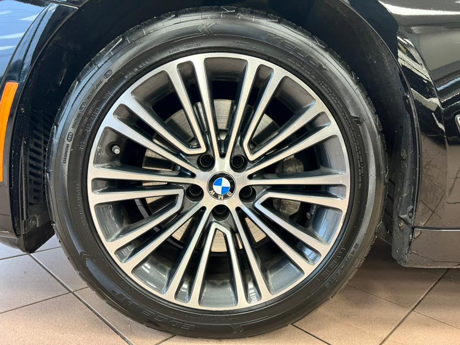 Used BMW 5 Series 530i xDrive Sedan 2019 | Power Motors East. Massapequa Park, New York Used BMW 5 Series 530i xDrive Sedan 2019 | Power Motors East. Massapequa Park, New York