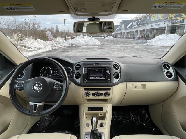 Used Volkswagen Tiguan SE 2016 | Blasius Federal Road. Brookfield, Connecticut Used Volkswagen Tiguan SE 2016 | Blasius Federal Road. Brookfield, Connecticut