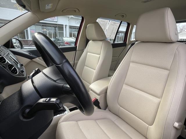 Used Volkswagen Tiguan SE 2016 | Blasius Federal Road. Brookfield, Connecticut Used Volkswagen Tiguan SE 2016 | Blasius Federal Road. Brookfield, Connecticut