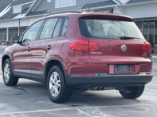 Used Volkswagen Tiguan SE 2016 | Blasius Federal Road. Brookfield, Connecticut Used Volkswagen Tiguan SE 2016 | Blasius Federal Road. Brookfield, Connecticut