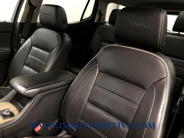 Used GMC Acadia AWD 4dr Denali 2017 | J&M Automotive Sls&Svc LLC. Naugatuck, Connecticut Used GMC Acadia AWD 4dr Denali 2017 | J&M Automotive Sls&Svc LLC. Naugatuck, Connecticut