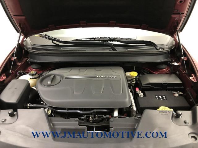 2016 Jeep Cherokee 4WD 4dr Limited, available for sale in Naugatuck, Connecticut | J&M Automotive Sls&Svc LLC. Naugatuck, Connecticut 2016 Jeep Cherokee 4WD 4dr Limited, available for sale in Naugatuck, Connecticut | J&M Automotive Sls&Svc LLC. Naugatuck, Connecticut