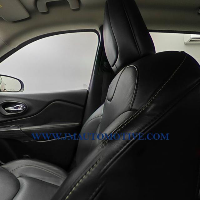 2016 Jeep Cherokee 4WD 4dr Limited, available for sale in Naugatuck, Connecticut | J&M Automotive Sls&Svc LLC. Naugatuck, Connecticut 2016 Jeep Cherokee 4WD 4dr Limited, available for sale in Naugatuck, Connecticut | J&M Automotive Sls&Svc LLC. Naugatuck, Connecticut