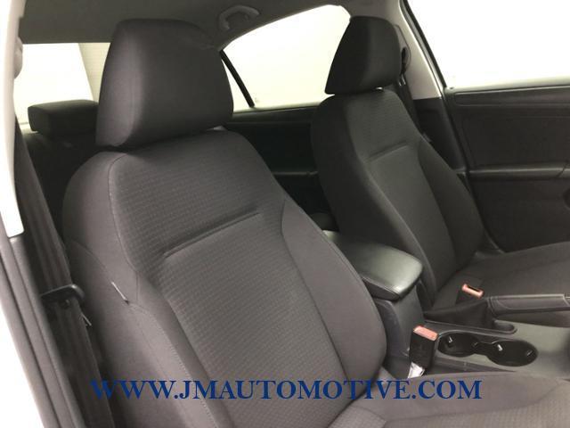 2016 Volkswagen Jetta 4dr Auto 1.4T S, available for sale in Naugatuck, Connecticut | J&M Automotive Sls&Svc LLC. Naugatuck, Connecticut 2016 Volkswagen Jetta 4dr Auto 1.4T S, available for sale in Naugatuck, Connecticut | J&M Automotive Sls&Svc LLC. Naugatuck, Connecticut