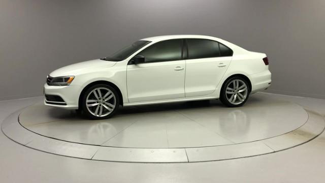 2016 Volkswagen Jetta 4dr Auto 1.4T S, available for sale in Naugatuck, Connecticut | J&M Automotive Sls&Svc LLC. Naugatuck, Connecticut 2016 Volkswagen Jetta 4dr Auto 1.4T S, available for sale in Naugatuck, Connecticut | J&M Automotive Sls&Svc LLC. Naugatuck, Connecticut