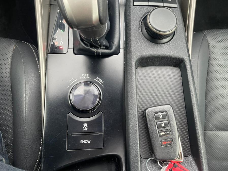 2014 Lexus IS 250 4dr Sport Sdn Auto AWD, available for sale in Manchester, Connecticut | Carsonmain LLC. Manchester, Connecticut 2014 Lexus IS 250 4dr Sport Sdn Auto AWD, available for sale in Manchester, Connecticut | Carsonmain LLC. Manchester, Connecticut