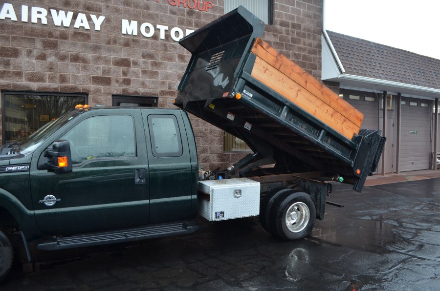 2012 Ford F-350 Super Duty Chassis Cab XL photo 3